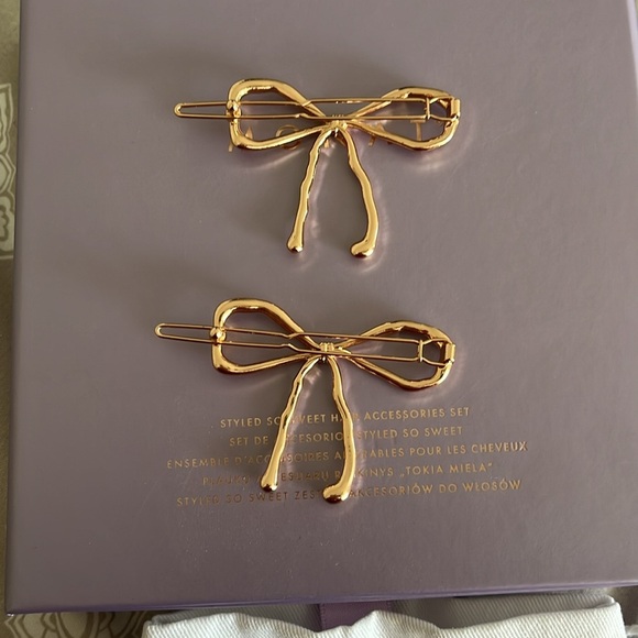 Monat Styled So Sweet Hair Accessories, 7 Accessories w/ Monat Pouch - Picture 10 of 12